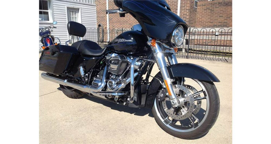 2019 Harley-Davidson® STREET GLIDE