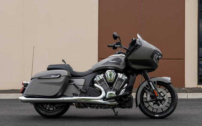 2024 Indian Motorcycle® Challenger® Titanium Smoke