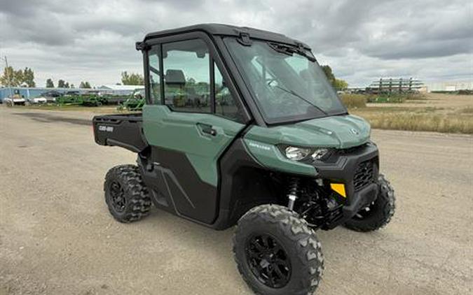 2026 Can-Am Defender DPS CAB