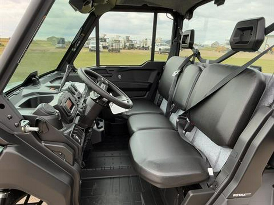 2026 Can-Am Defender DPS CAB