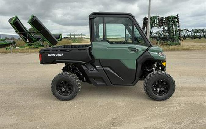 2026 Can-Am Defender DPS CAB