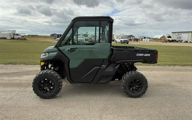2026 Can-Am Defender DPS CAB