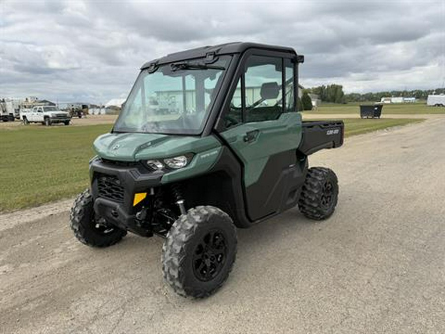 2026 Can-Am Defender DPS CAB