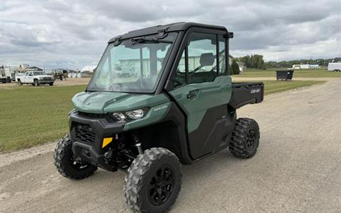 2026 Can-Am Defender DPS CAB