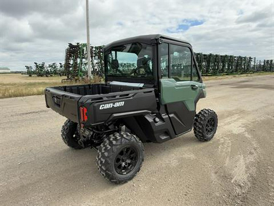 2026 Can-Am Defender DPS CAB