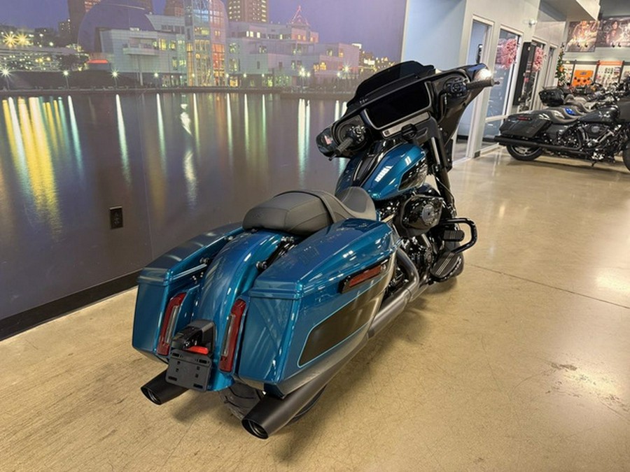 2026 Harley-Davidson Street Glide FLHX