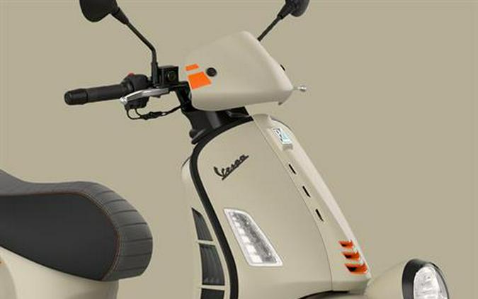 2025 Vespa GTV 310