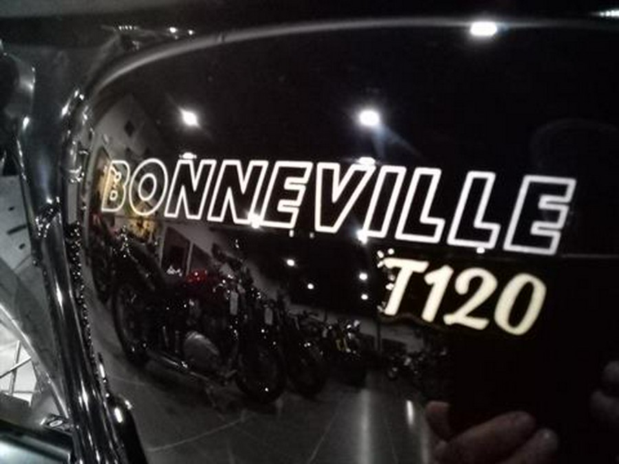 2023 Triumph Bonneville T120