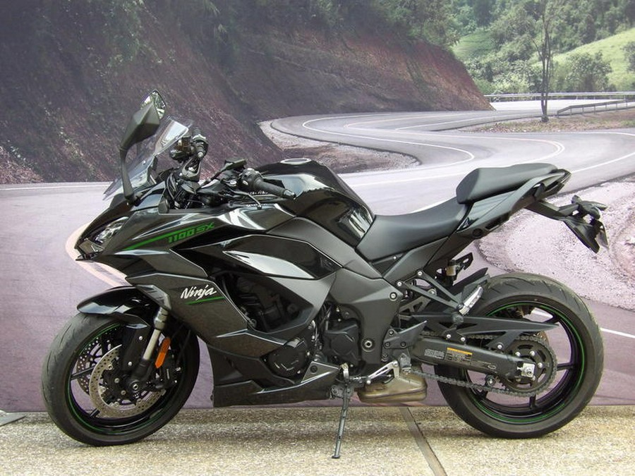 2025 Kawasaki Ninja® 1100SX ABS
