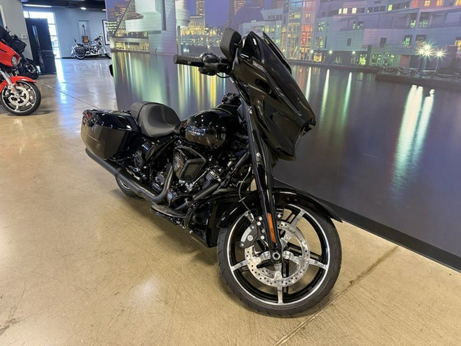 2026 Harley-Davidson Street Glide FLHX