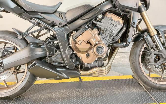 2025 Honda CB650R E-Clutch
