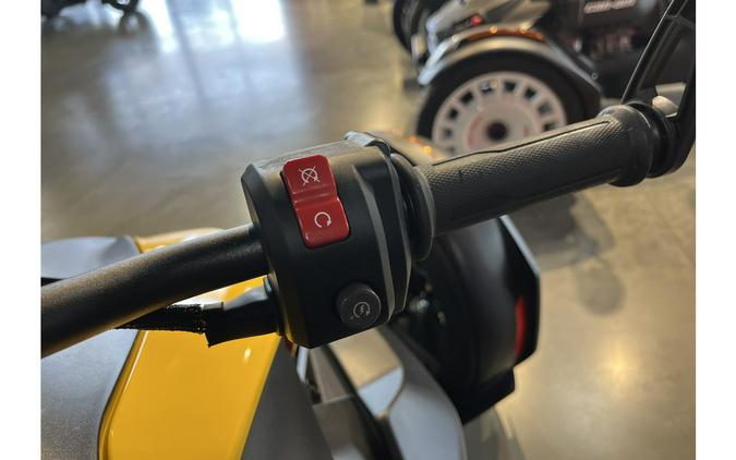 2022 Can-Am Ryker Rotax® 600 ACE™ - Classic Series