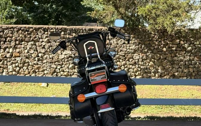 2017 Harley-Davidson Softail FLSTC - Heritage Classic
