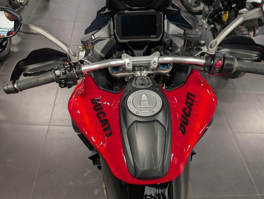 2026 Ducati MULTISTRADA V4 PIKES PEAK