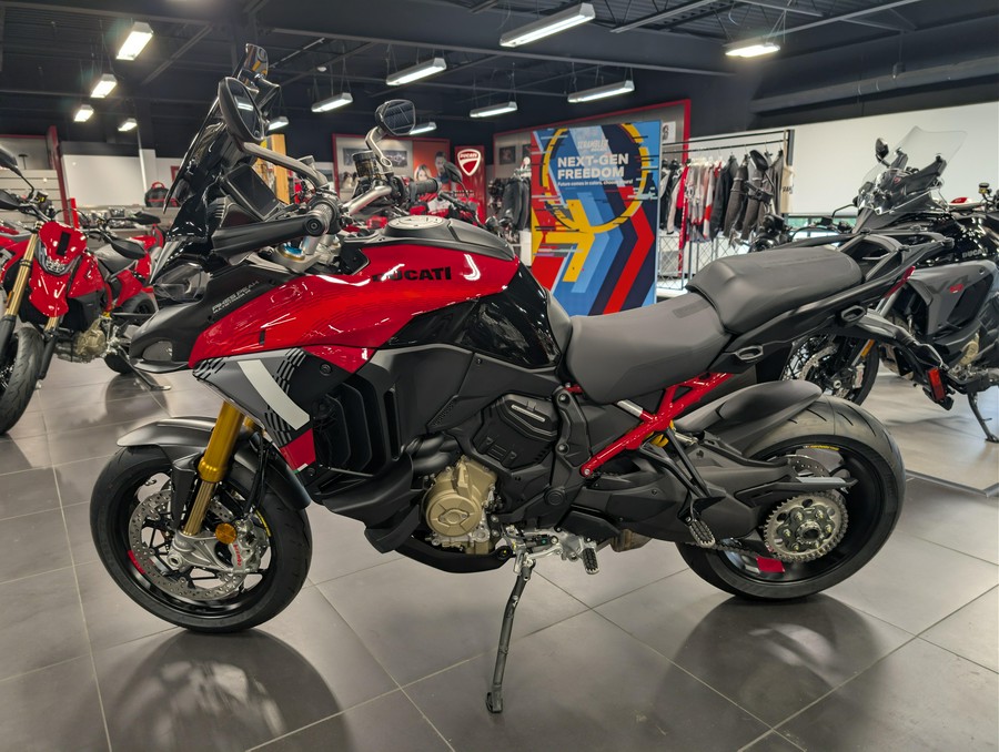 2026 Ducati MULTISTRADA V4 PIKES PEAK