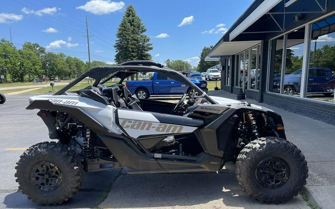 2024 Can-Am® Maverick X3 DS Turbo RR Catalyst Gray