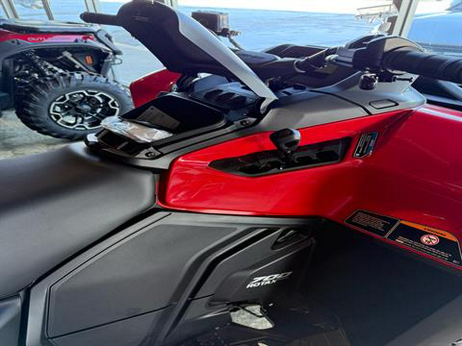 2025 Can-Am Outlander DPS 700