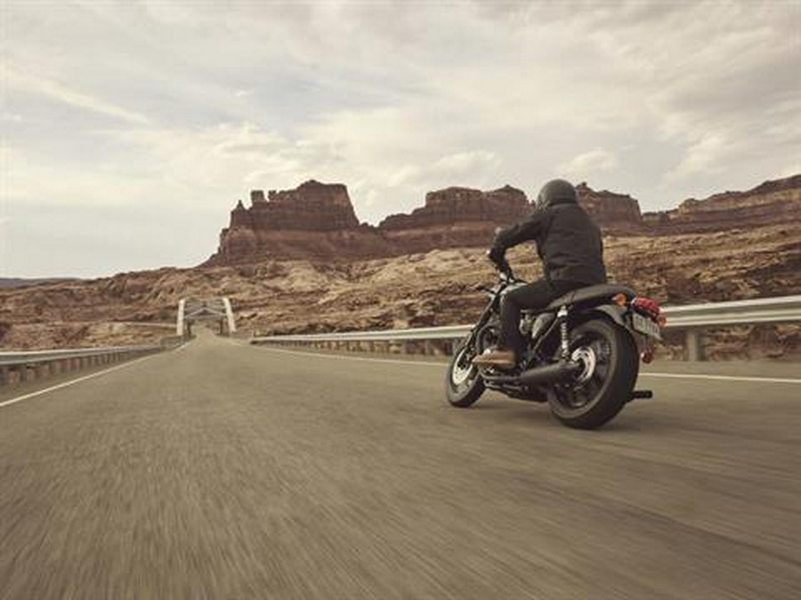 2026 Triumph Bonneville T120 Black