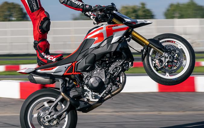 2026 Ducati Hypermotard V2 SP
