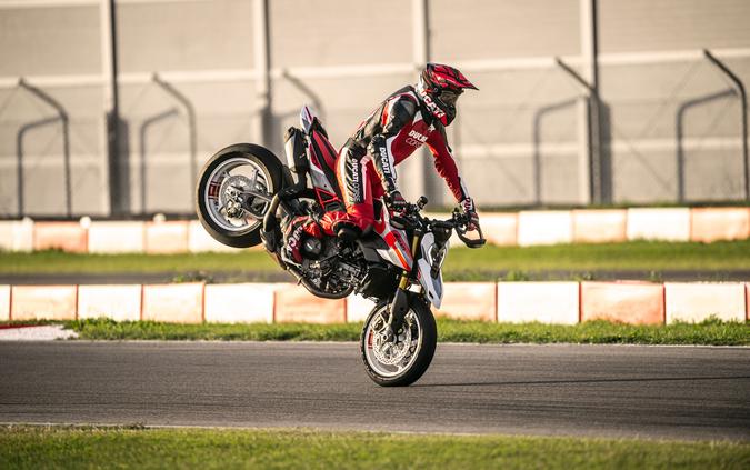 2026 Ducati Hypermotard V2 SP