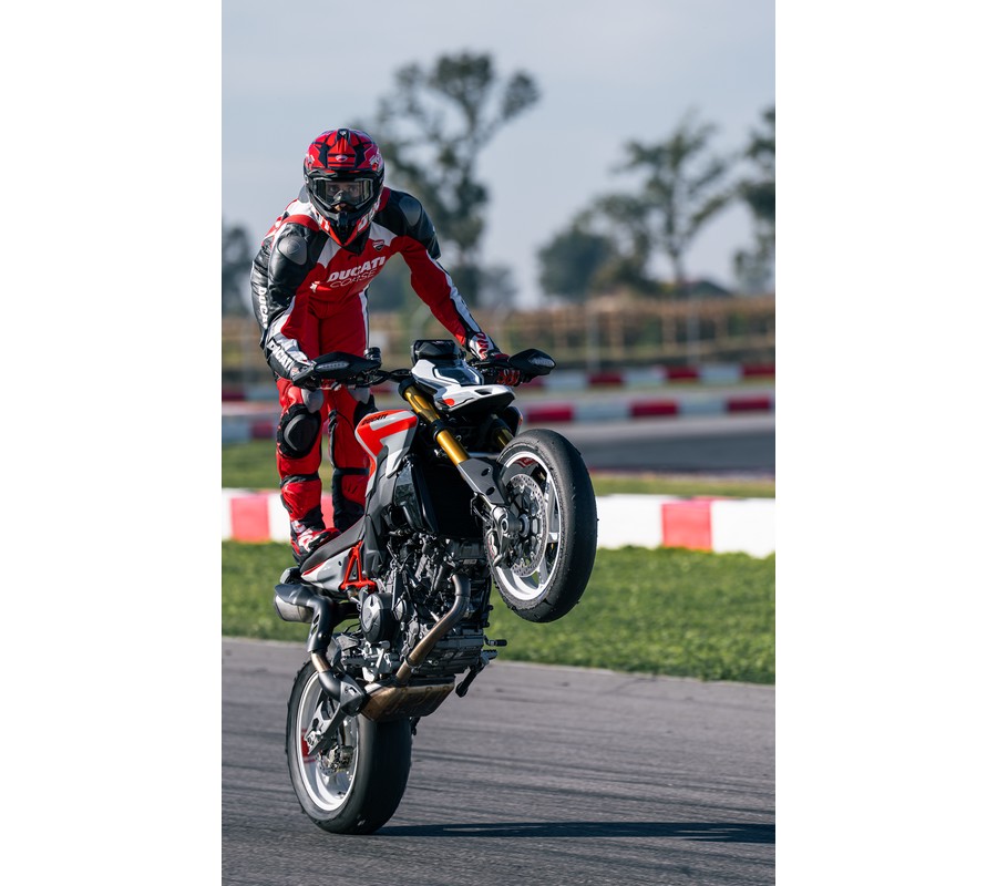 2026 Ducati Hypermotard V2 SP