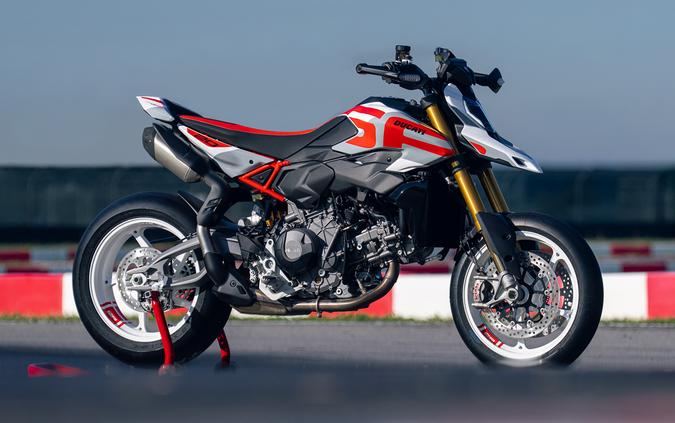 2026 Ducati Hypermotard V2 SP