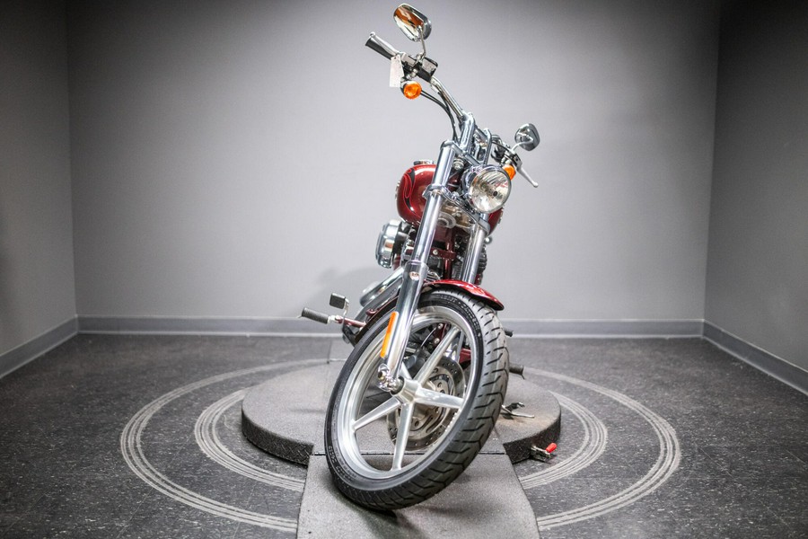 2009 Softail Rocker C (FXCWC)