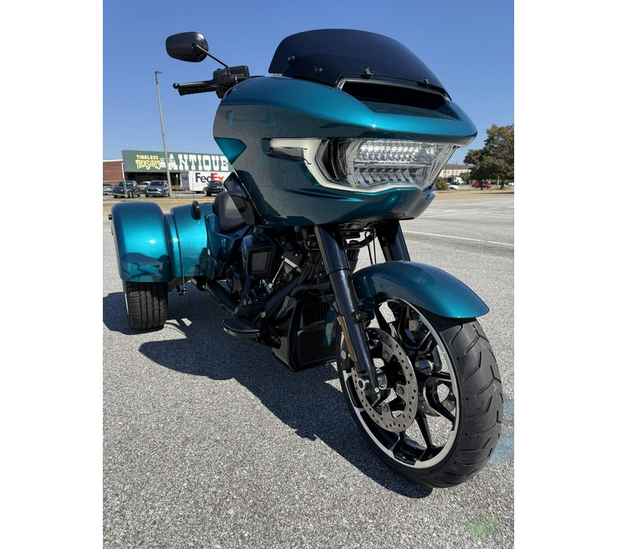 FLTRT 2026 Road Glide 3