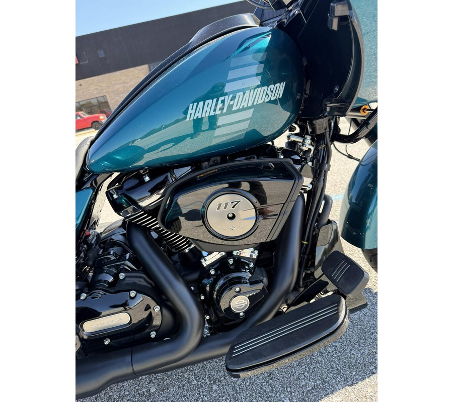 FLTRT 2026 Road Glide 3
