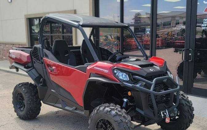 2024 Can-Am® Commander XT 700