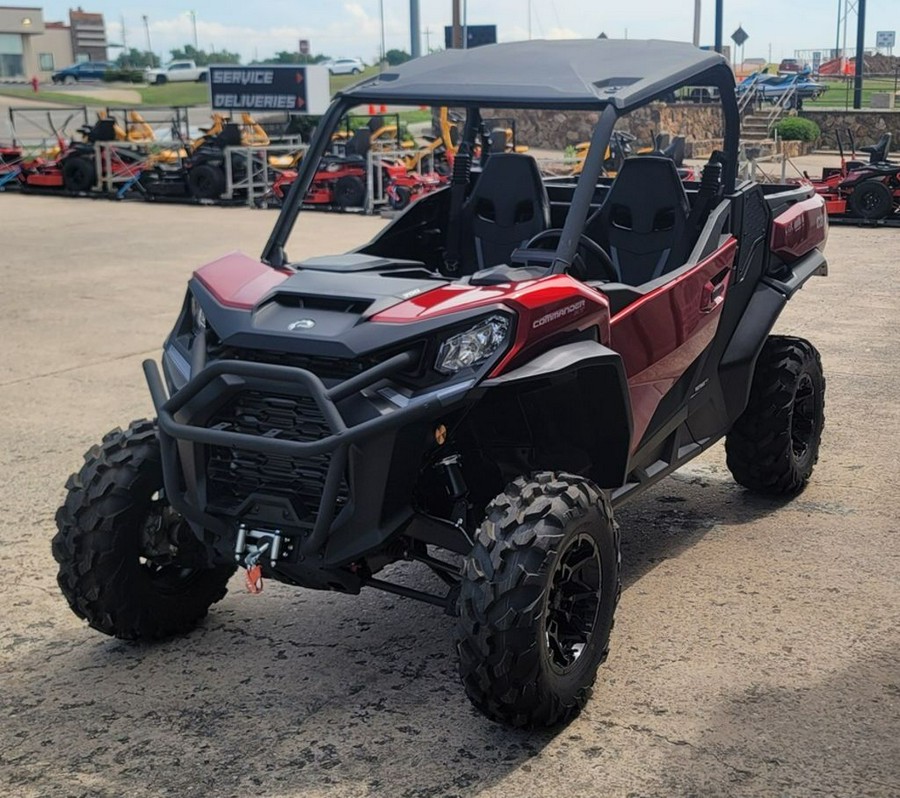 2024 Can-Am® Commander XT 700