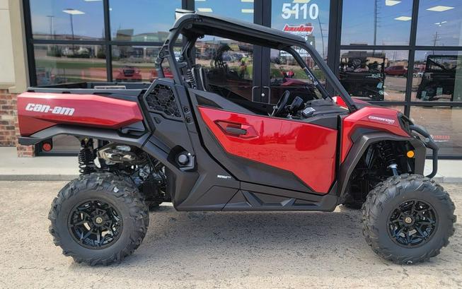 2024 Can-Am® Commander XT 700