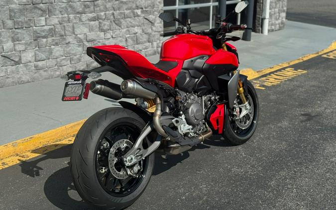 2025 Ducati Streetfighter V2 S