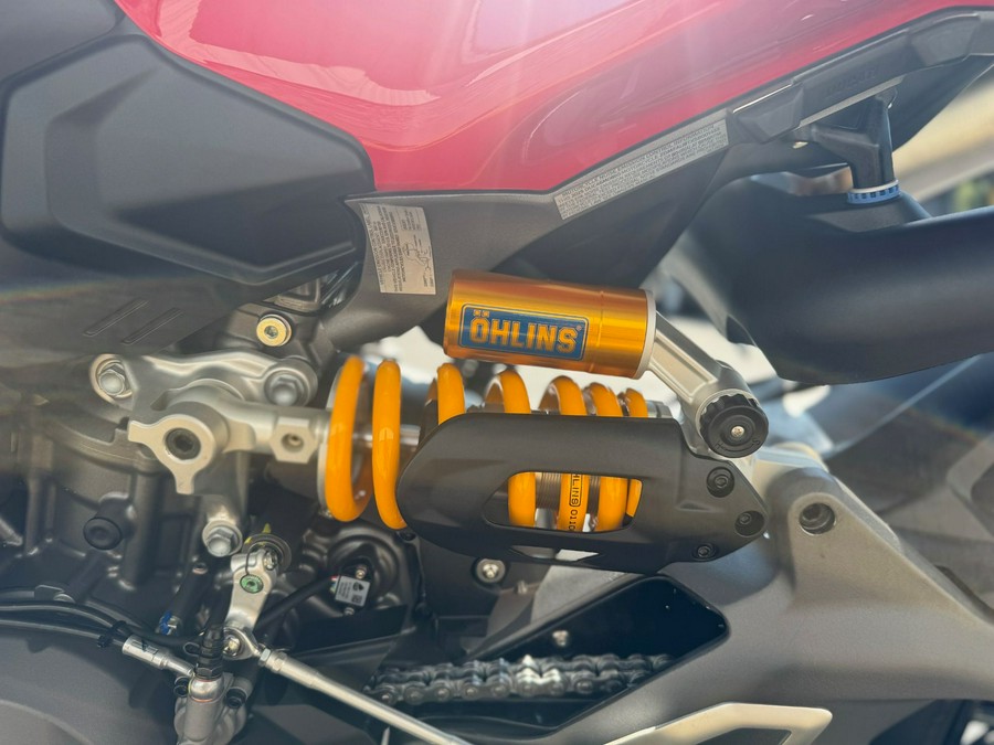 2025 Ducati Streetfighter V2 S