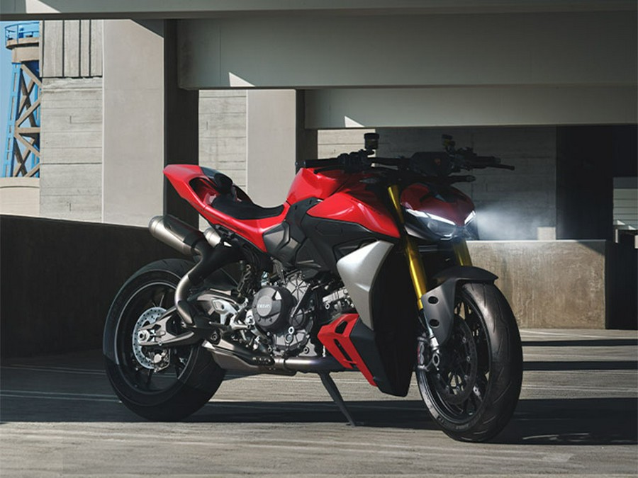 2025 Ducati Streetfighter V2 S