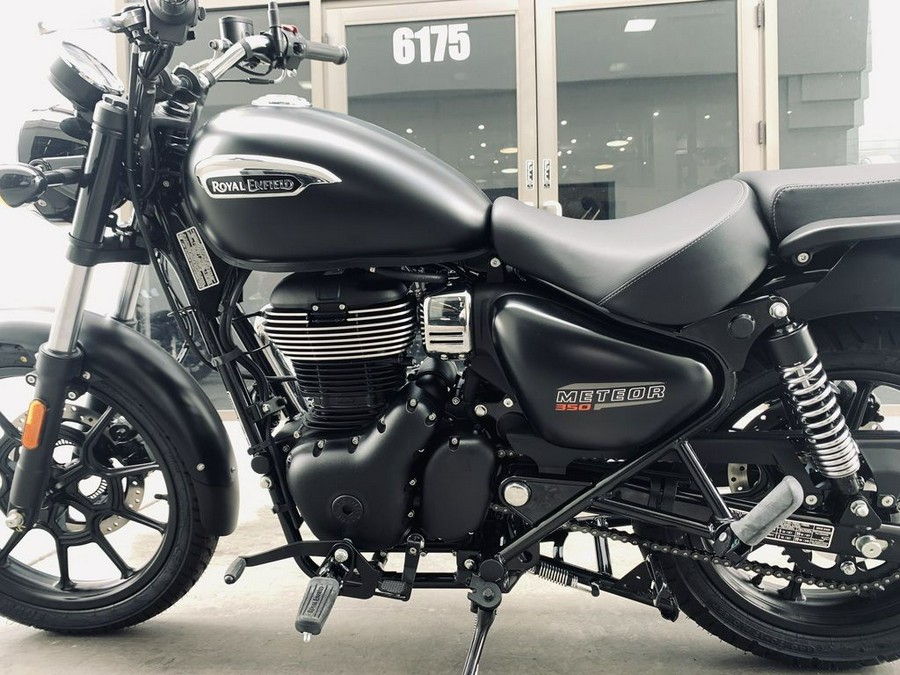 2023 Royal Enfield Meteor 350 Stellar Black