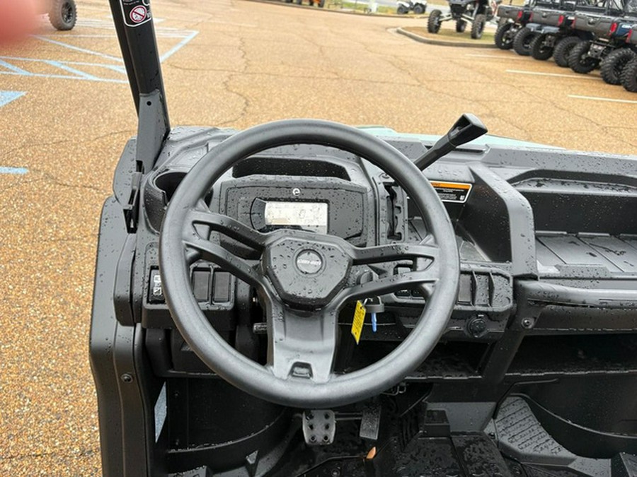 2026 Can-Am Defender DPS HD7