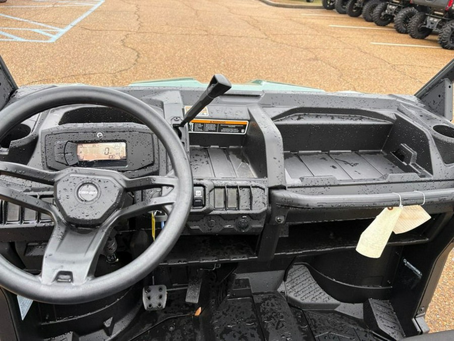 2026 Can-Am Defender DPS HD7