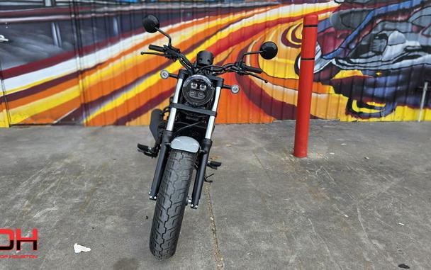 2026 Honda® Rebel 300 E-Clutch
