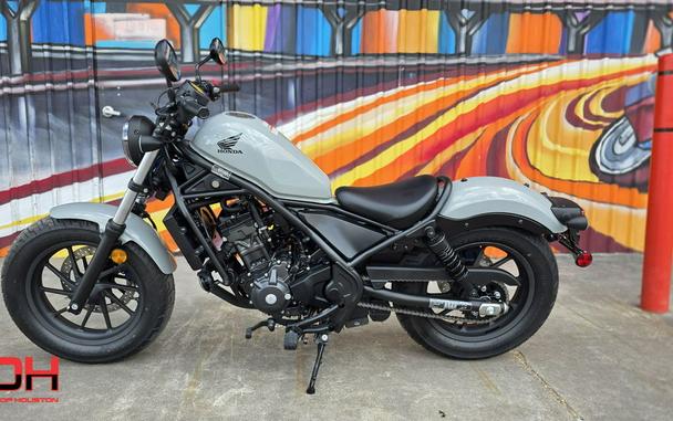 2026 Honda® Rebel 300 E-Clutch