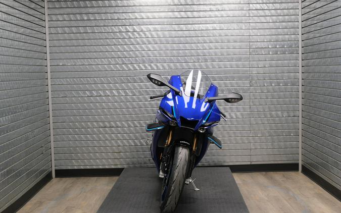 2026 YAMAHA YZFR1