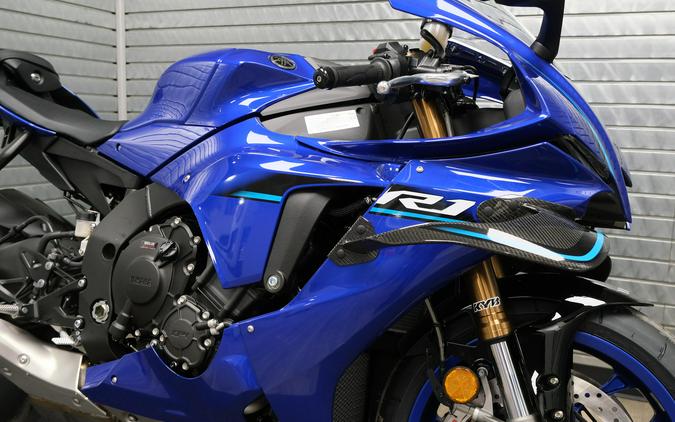 2026 YAMAHA YZFR1