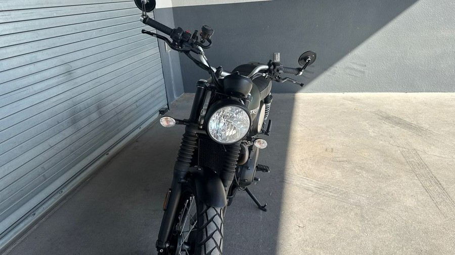2022 Triumph Street Scrambler Base
