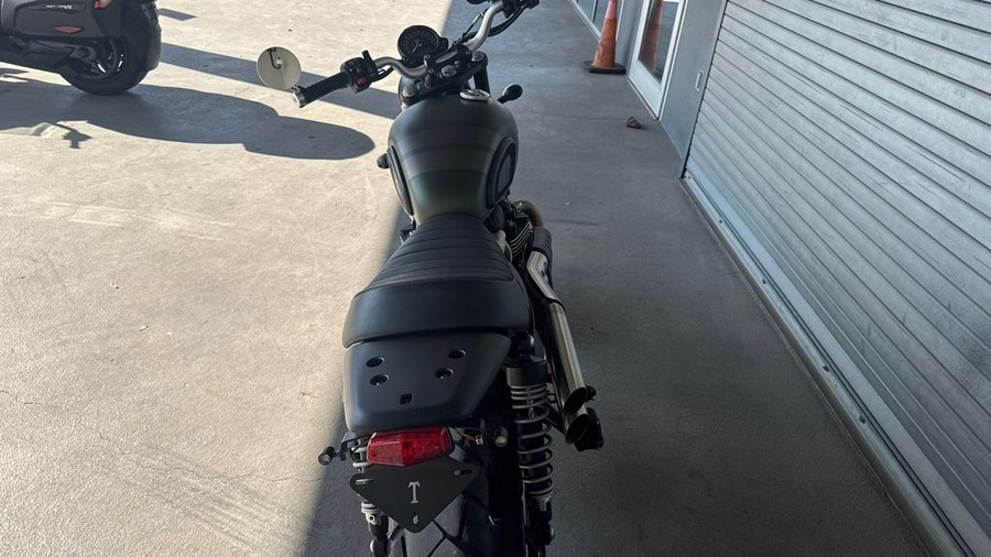 2022 Triumph Street Scrambler Base