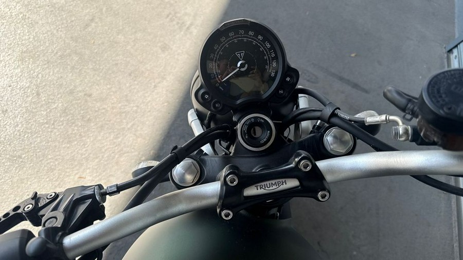 2022 Triumph Street Scrambler Base