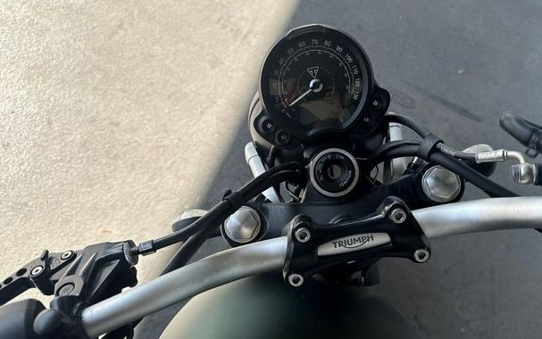 2022 Triumph Street Scrambler Base