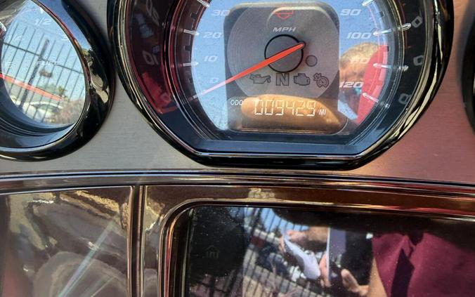 2019 Harley-Davidson® CVO™ Street Glide® BLK FORST/WINE W/PINSTRIPE
