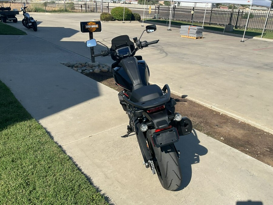 RA1250ST 2025 Pan America® 1250 ST