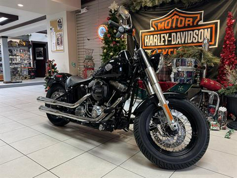 2017 Harley-Davidson Softail Slim®