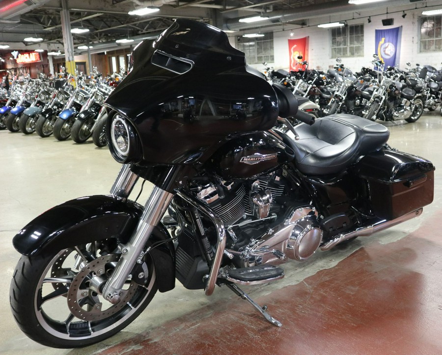 2022 Harley-Davidson Street Glide®